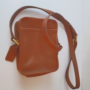 Vintage Coach Crossbody- No. 9973